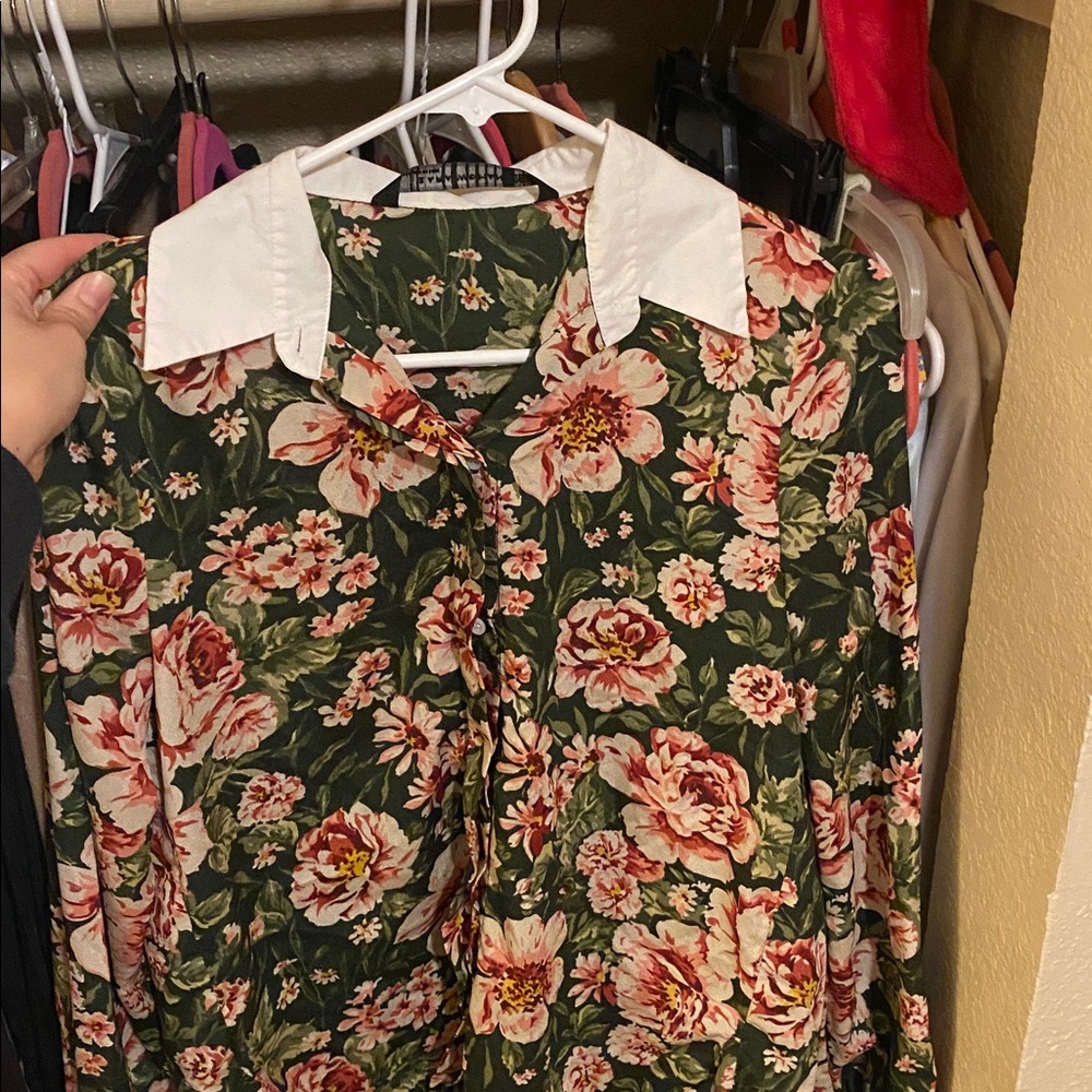 Zara Floral Blouse - Picture 2 of 15